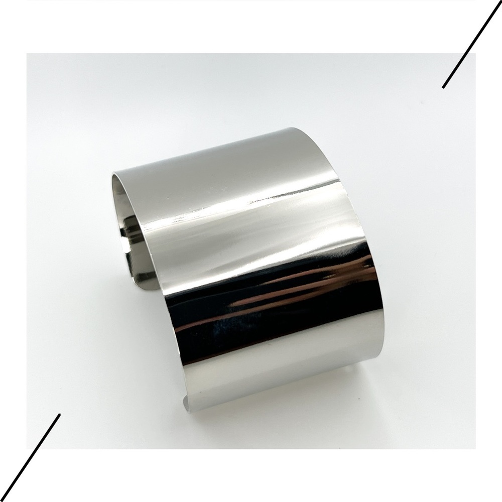 ❀ 2/$20 Ladies Minimalist Silver Cuff Bracelet